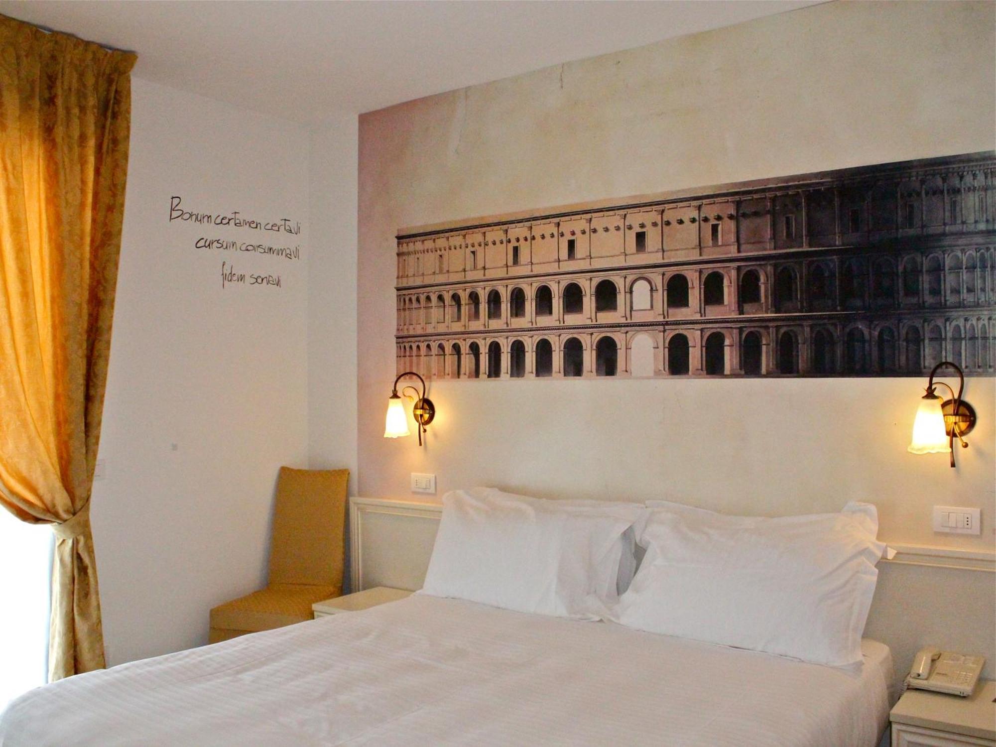 Hotel Sovrana & 4*
